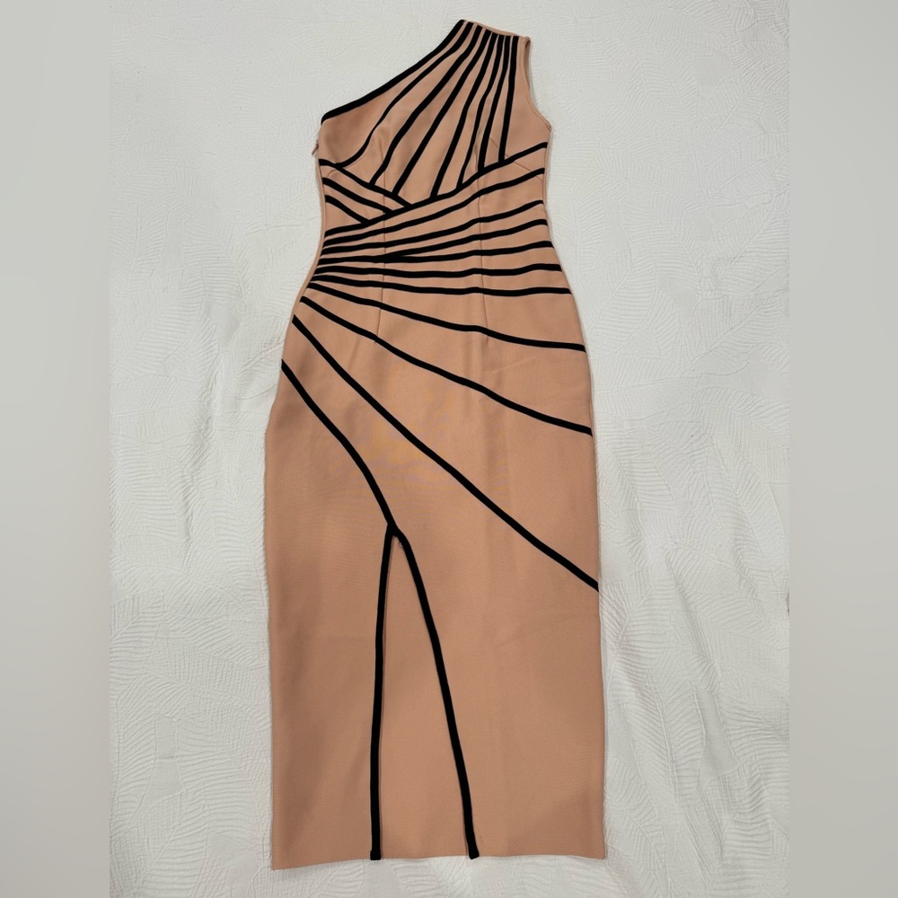 One shoulder dress